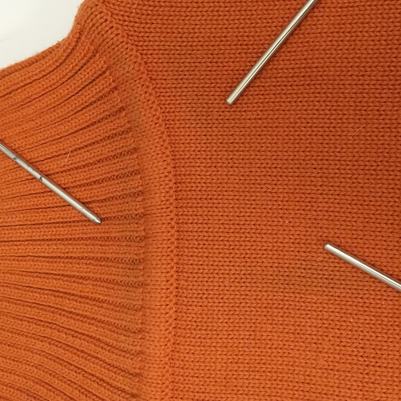 Leather Elbow Patches & Horse Applique Vintage Turtleneck Sweater Muted Pumpkin - Picture 9 of 10